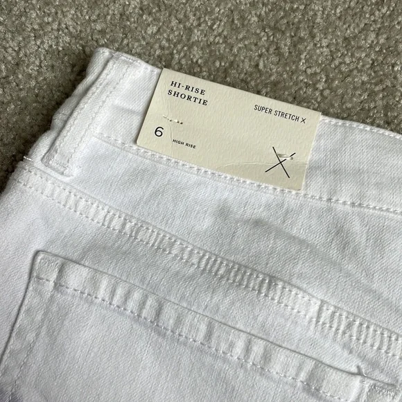 American Eagle Hi-Rise Shortie Jean Shorts - Picture 4 of 4